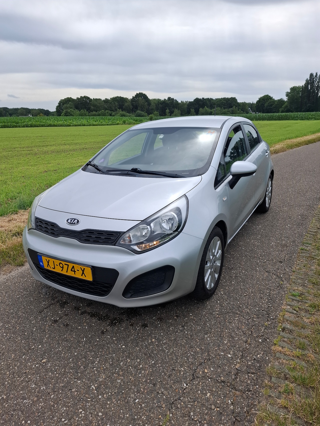 Kia Rio - 1.4 CVVT Plus Pack 1.4 - AutoWereld.nl