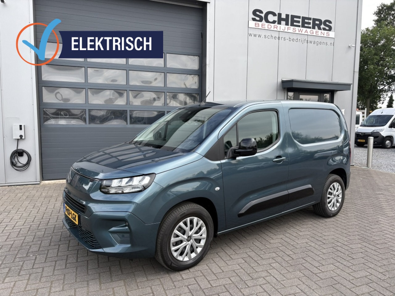 Fiat E-Doblo - 50 kWh 3-zits | CarPlay | cruise - AutoWereld.nl