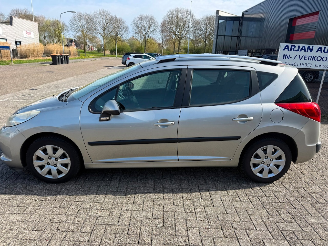 Peugeot 207 SW - 1.6 VTi XS 1.6 VTi XS - AutoWereld.nl