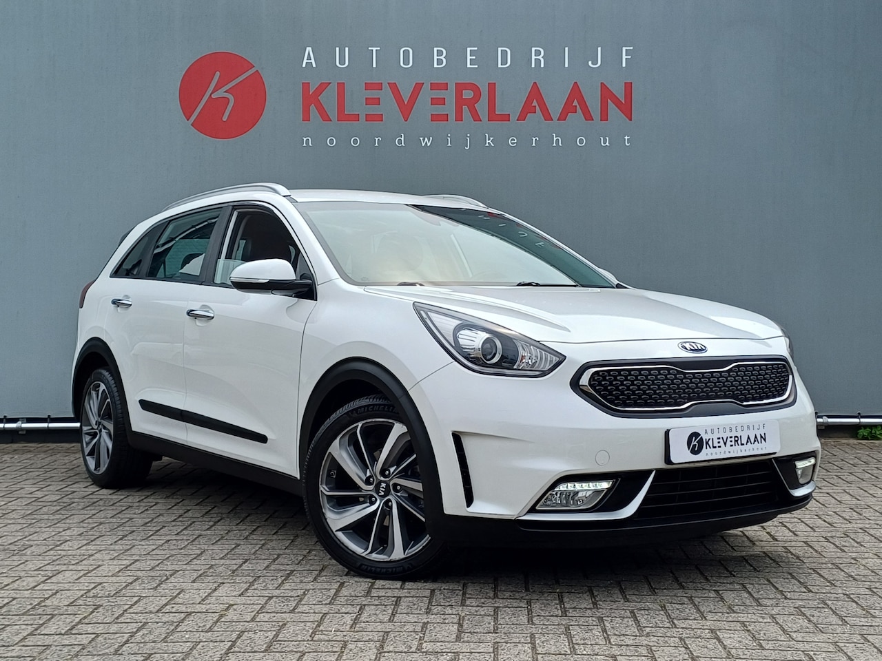 Kia Niro - 1.6 GDi Hybrid First Edition | CAMERA | NAVI | CRUISE | APPLE CARPLAY/ ANDROID AUTO | Wij - AutoWereld.nl