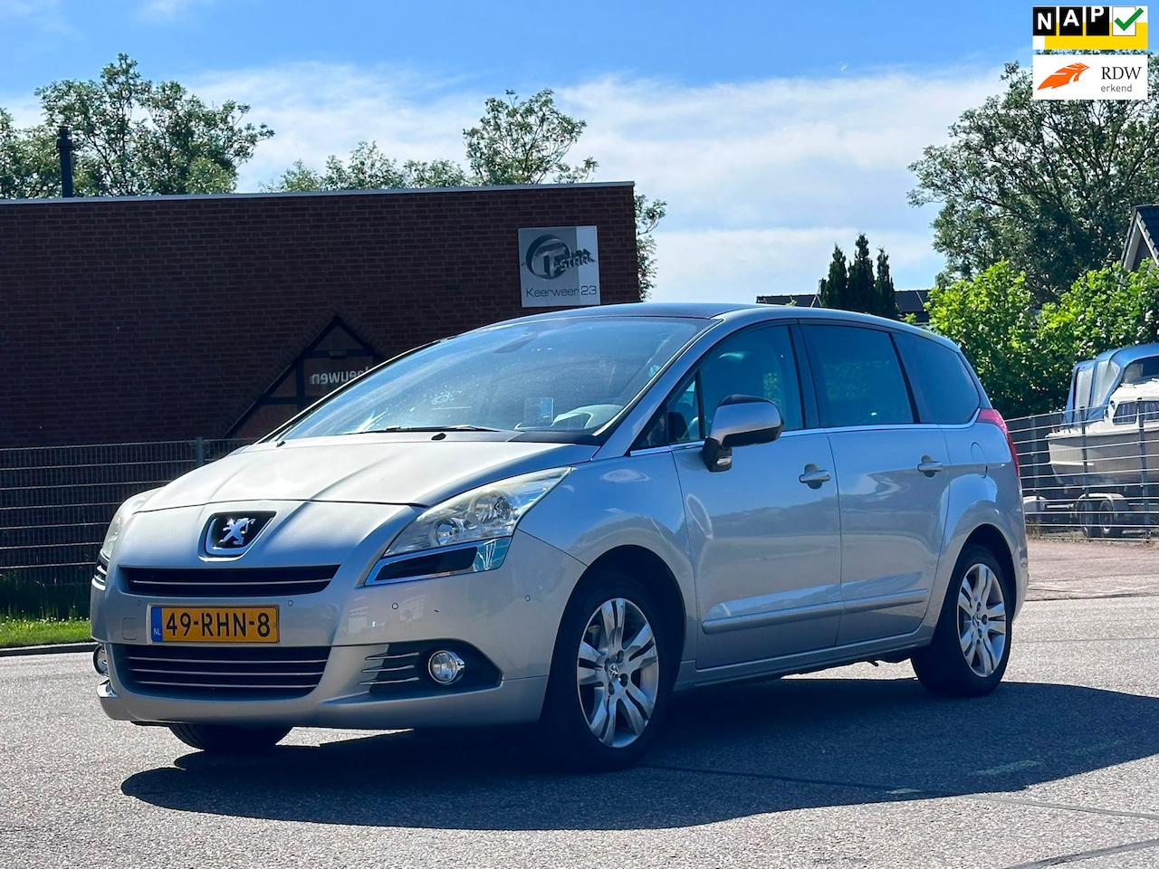 Peugeot 5008 - 1.6 THP GT 7p. Navigatie*Leder*Pano*Cruise*Clima*Stoelverwarming*NAP*LM velgen* - AutoWereld.nl