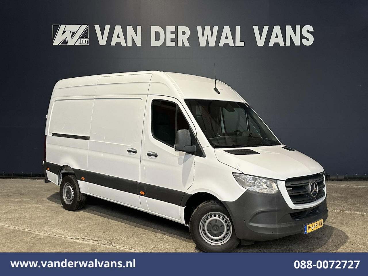 Mercedes-Benz Sprinter - 316 CDI 164pk 3500kg Trekhaak L2H2 Euro6 Airco | Camera | Apple Carplay Android Auto, Crui - AutoWereld.nl