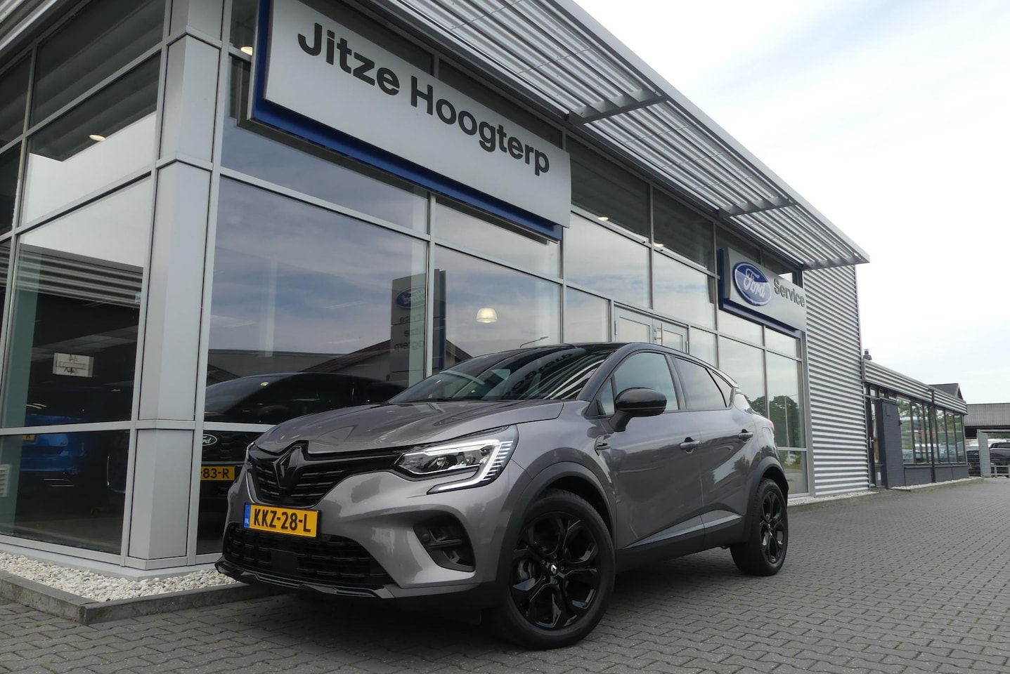 Renault Captur - 1.6 E-Tech Plug-in Hybrid 160 Rive Gauche 360° CAMERA, STOELVERWARMING, CRUISE, CLIMA, NAV - AutoWereld.nl