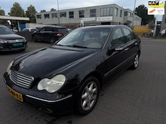 Mercedes-Benz C-klasse - 180 K. Elegance Veel opties nette auto