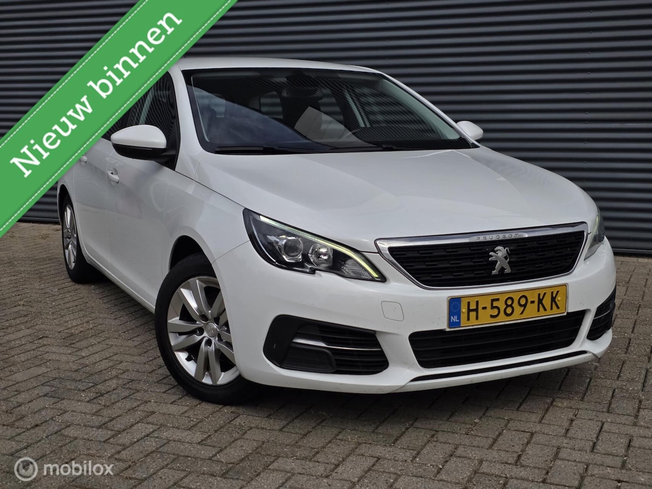 Peugeot 308 SW - 1.2 PureTech Blue Lease Allure 1.2 PureTech Blue Lease Allure - AutoWereld.nl