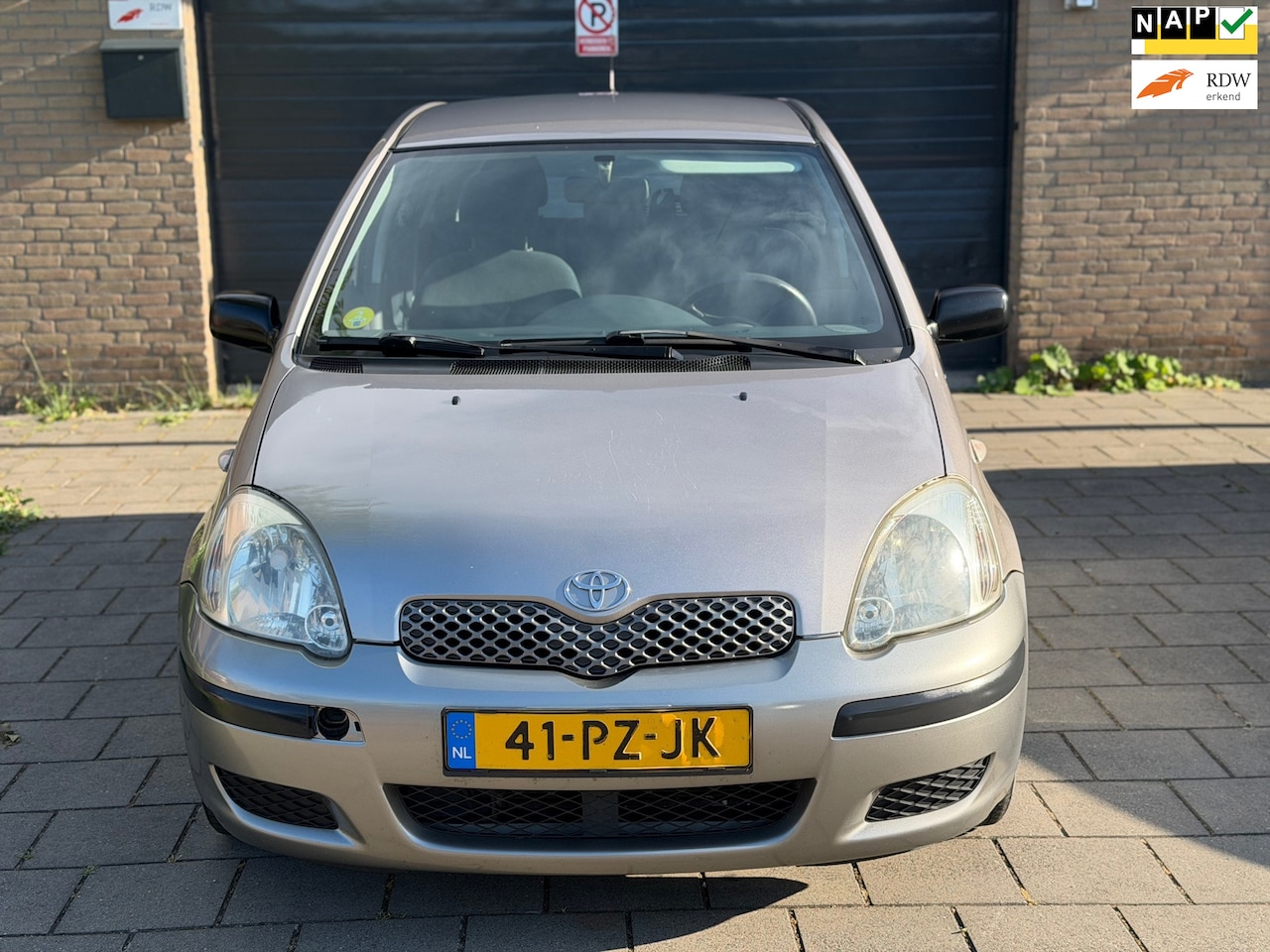 Toyota Yaris - 1.3 VVT-i Idols Apk Airco elkt pakket - AutoWereld.nl