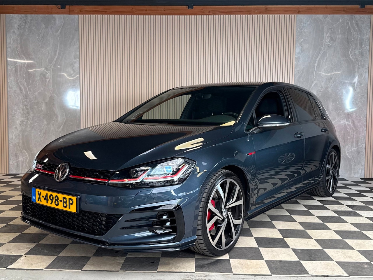 Volkswagen Golf - 2.0 TSI GTI Performance 310PK Virtual/Sfeer/Camera/DynAudio - AutoWereld.nl