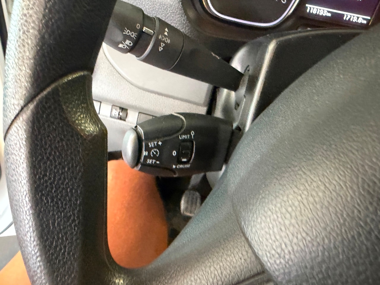 Toyota ProAce Compact - 1.6 D-4D Professional|euro6|airco|cruise.control|navi|camera|CarPlay|dab|lage km stand nap - AutoWereld.nl