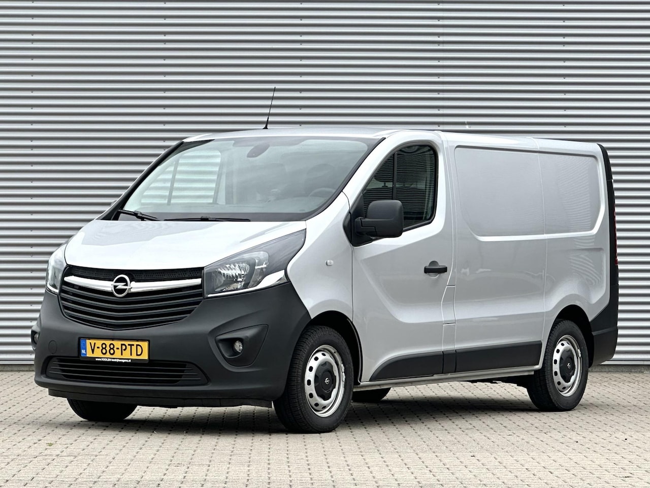 Opel Vivaro - 1.6 CDTI L1H1 Edition Airco|Cruise|Navi|Trekhaak - AutoWereld.nl