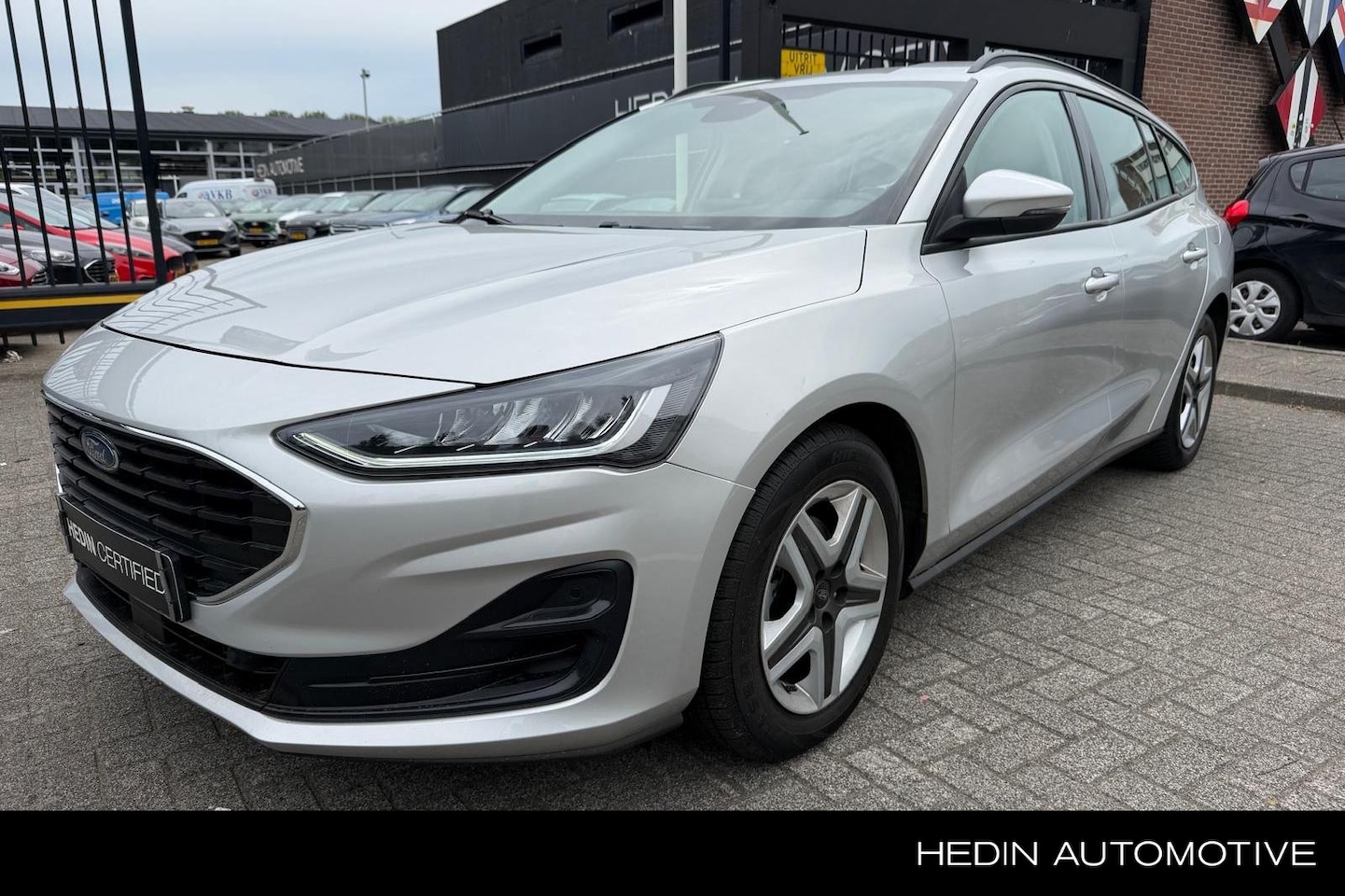 Ford Focus Wagon - 1.0 EcoBoost Hybrid Connected | Navigatie - AutoWereld.nl