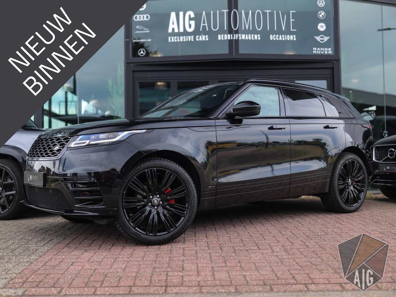 Land Rover Range Rover Velar - 2.0 I4 Turbo AWD R-Dynamic | Leder | Pano | Meridian | Stoel/Stuurverw. - AutoWereld.nl