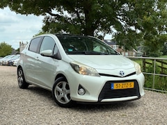 Toyota Yaris - 1.5 Full Hybrid Dynamic | Pano + Camera Nu € 4.975,