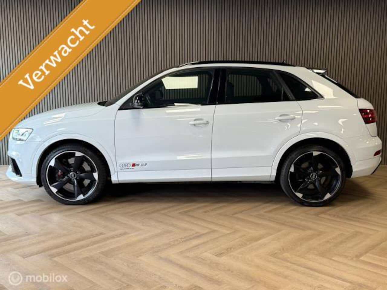 Audi RSQ3 - 2.5 TFSI RS Q3 quattro - AutoWereld.nl