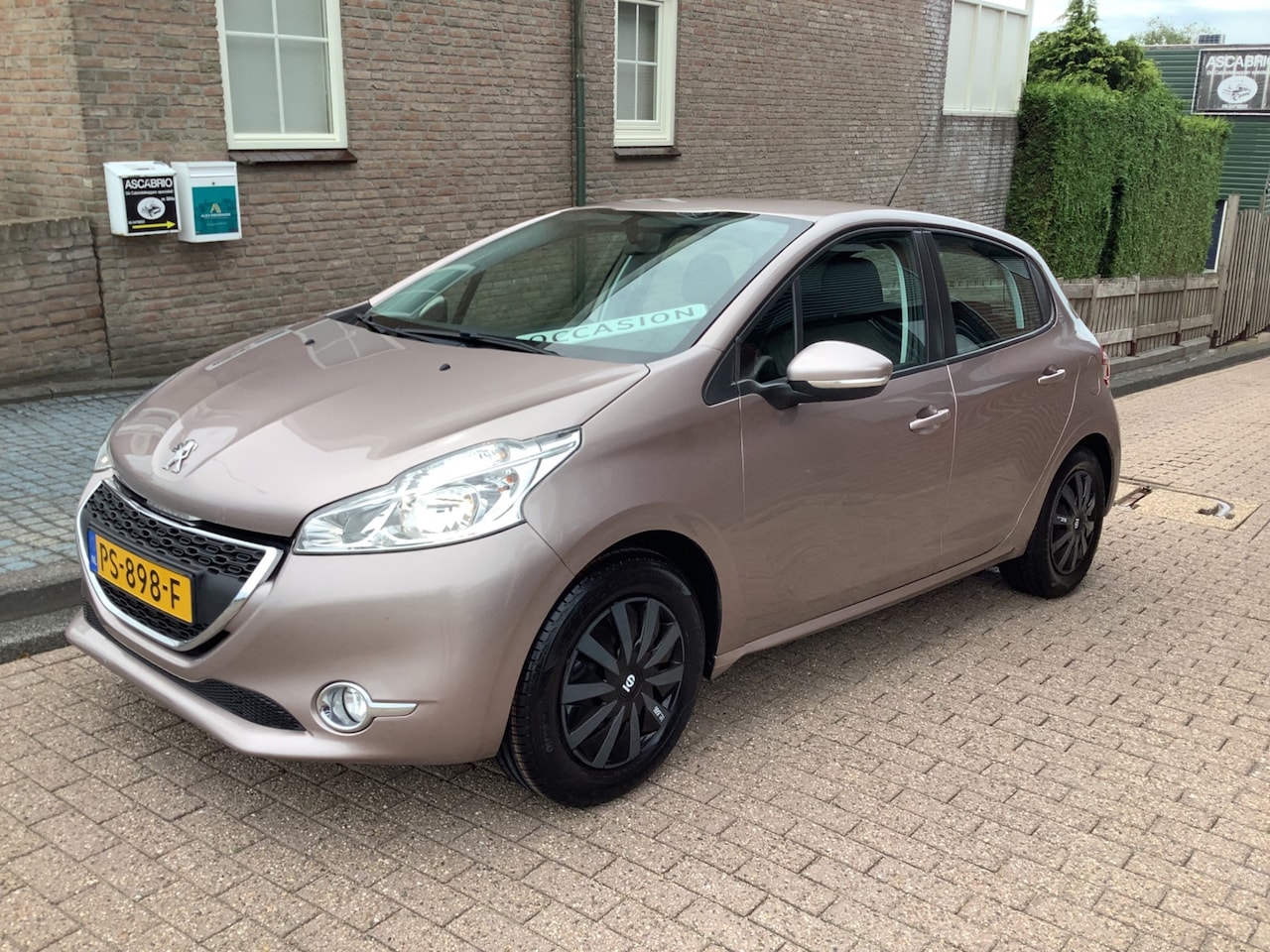 Peugeot 208 - 1.2 VTi Urban Soul AIRCO - AutoWereld.nl
