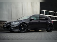Volkswagen Golf - 2.0 TSI 301 pk 4Motion R / Akraprovic/ Dynaudio/ ACC/ DCC/ Keyless/ Virtual/ Adapt.Cruise/
