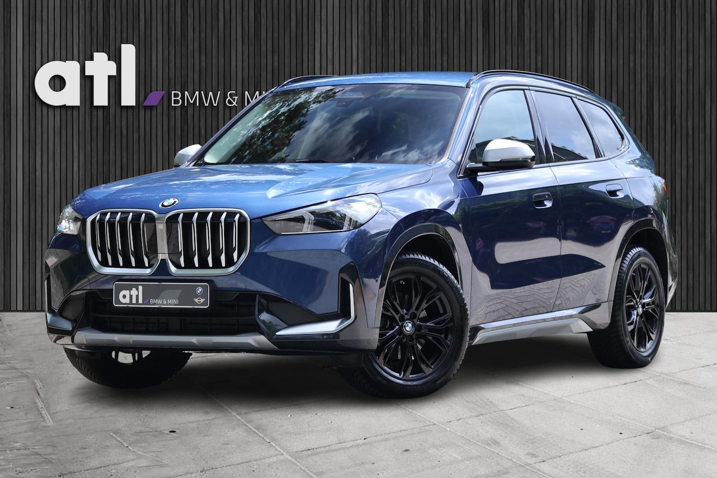 BMW X1 - sDrive18i Elektrische trekhaak, Adaptieve LED, Stuurwielverwarming, DAB, X-Line, Keyless, - AutoWereld.nl