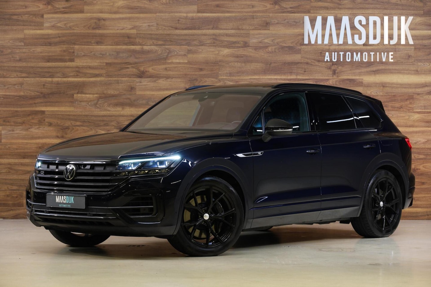 Volkswagen Touareg - 3.0 TSi 4MOTION R|Massage|Pano|HUD|Trekhaak| - AutoWereld.nl
