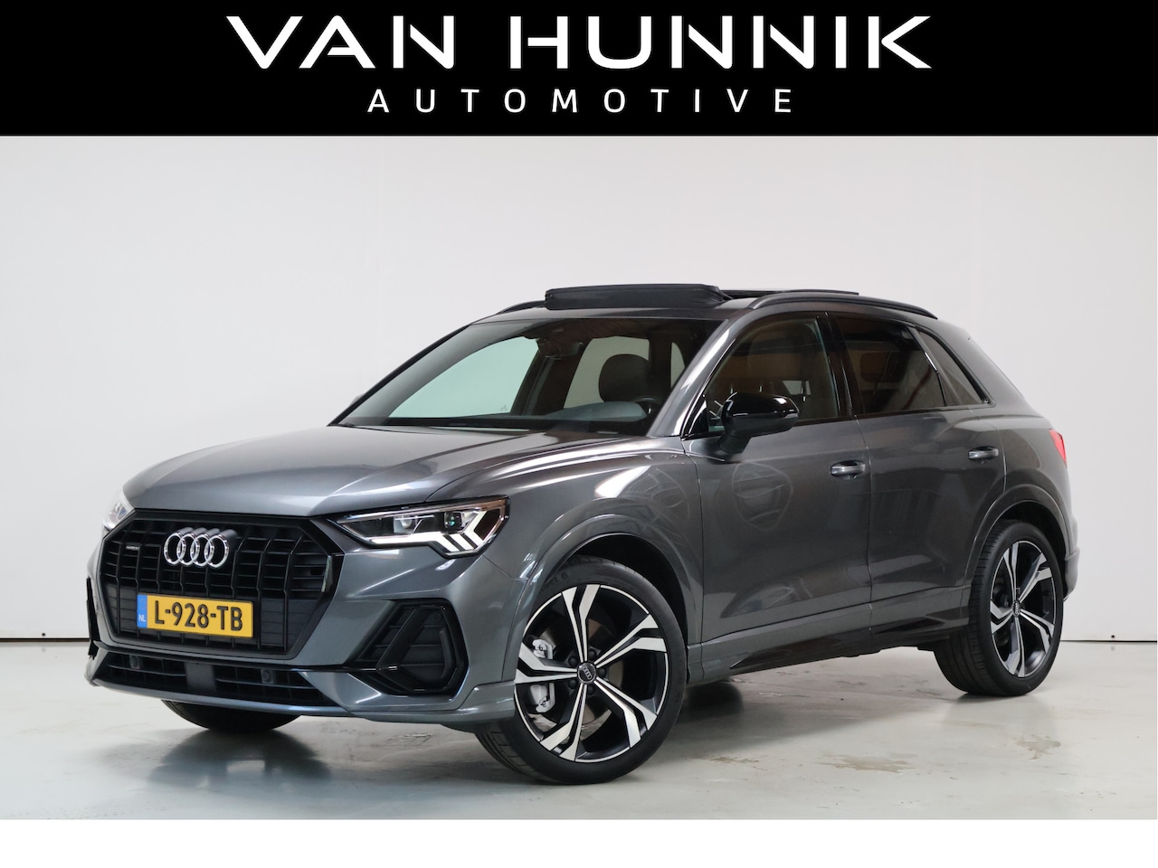 Audi Q3 - 40 TFSI quattro 3X S-Line | Pano | Sfeer | Camera | Virtual | Dealer oh | - AutoWereld.nl