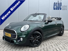 MINI Cabrio - 1.5 Cooper 136 pk Automaat JCW Navigatie Head-Up Display Harman Kardon Audio Sportstoelen