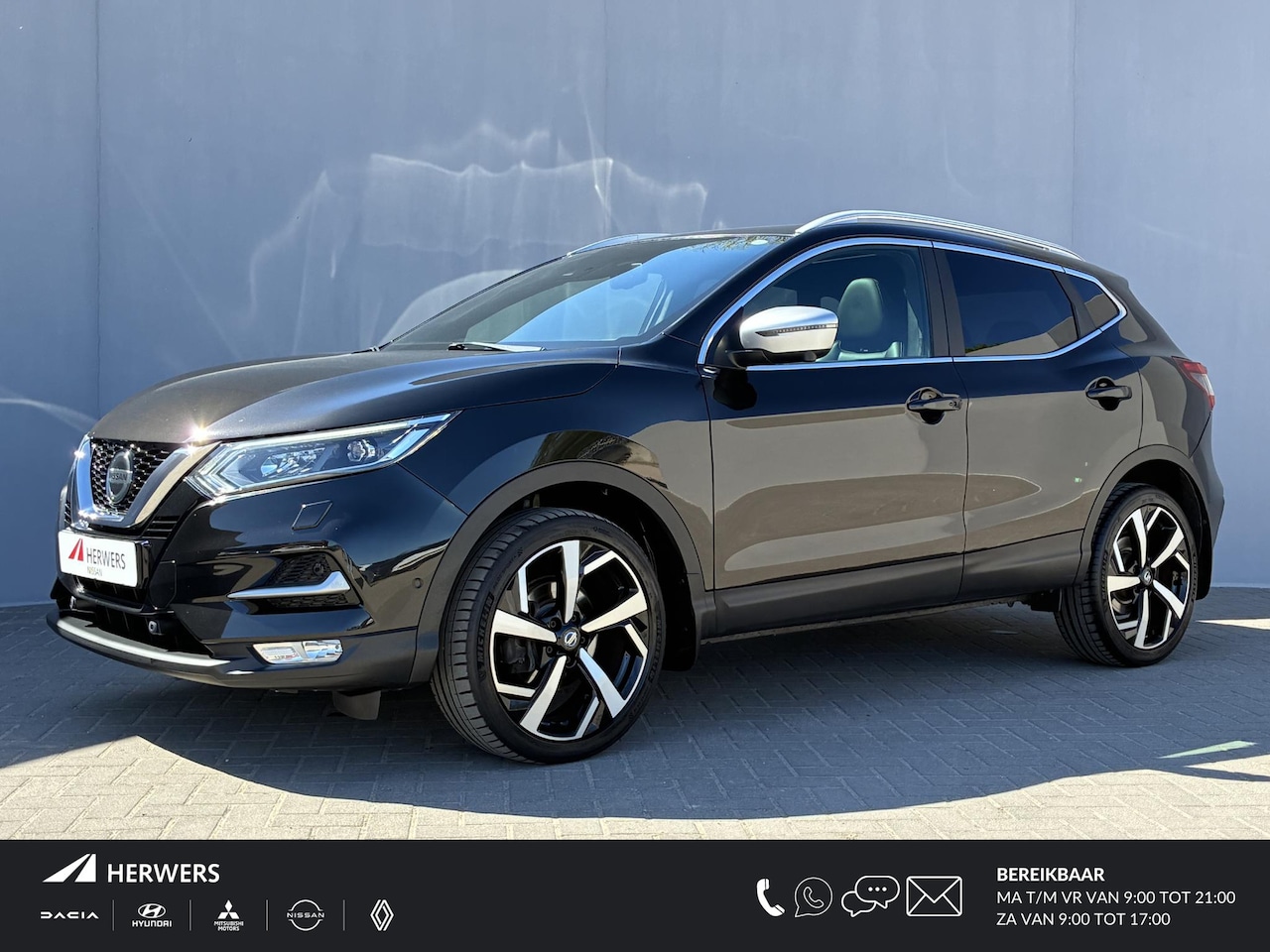 Nissan Qashqai - 1.3 DIG-T Tekna + / Afneembare Trekhaak / Navigatie /  Apple Carplay/Android Auto / Achter - AutoWereld.nl
