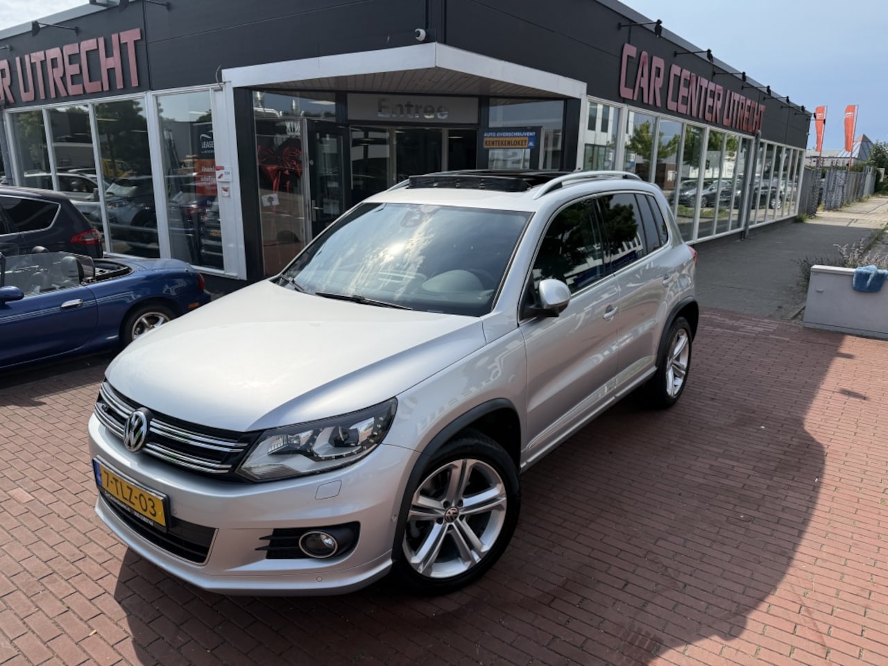 Volkswagen Tiguan - 1.4 TSI R-Line Edition pano airco navi TOP - AutoWereld.nl
