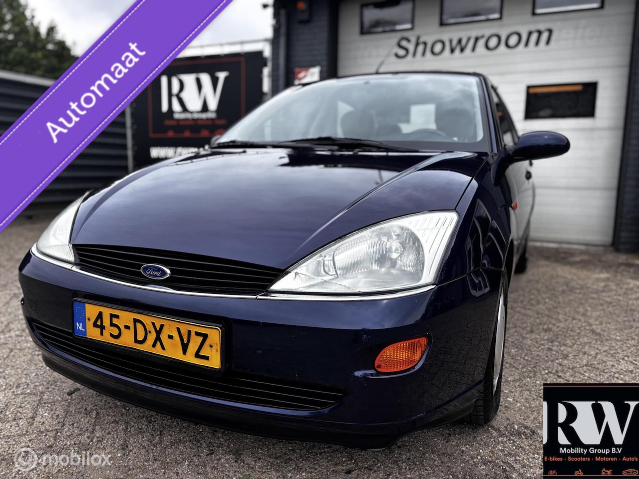 Ford Focus - 1.6-16V Ghia AUTOMAAT*A/C*TREKHAAK*NIEUWE APK*NAP - AutoWereld.nl