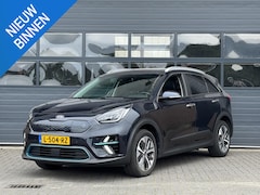 Kia e-Niro - DYNAMICPLUSLINE 64 KWH (100% SOH) I TREKHAAK I SCHUIF/KANTELDAK I ADAPTIVE CRUISE CONTROL