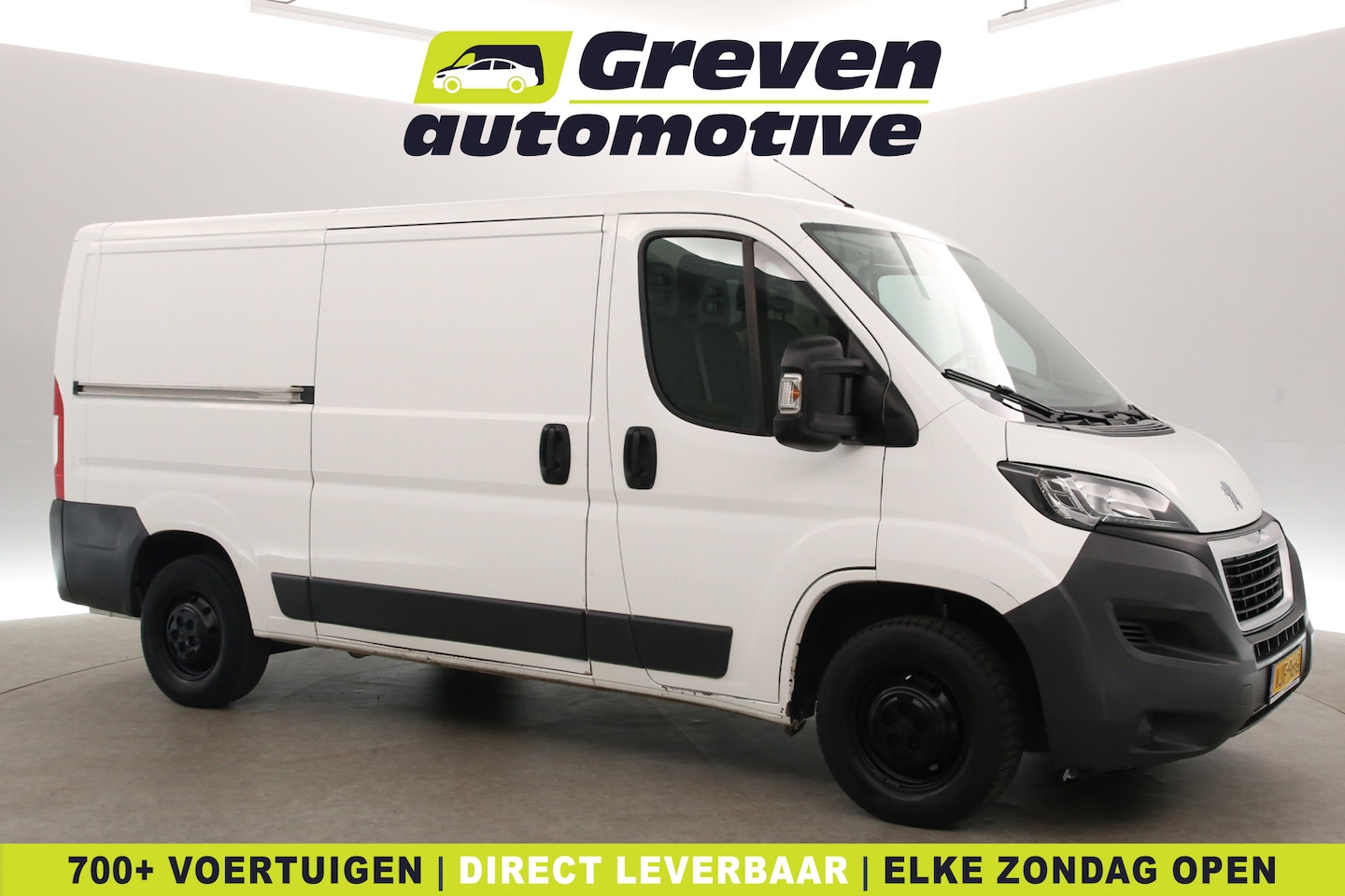 Peugeot Boxer - 330 2.2 HDI L2H1 | Airco | Cruise | 3 Zits | 2xSchuifdeur | Trekhaak - AutoWereld.nl
