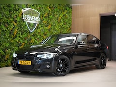 BMW 3-serie - 318i M Sport Edition / CarPlay / Cruise / Shadow Line / PDC