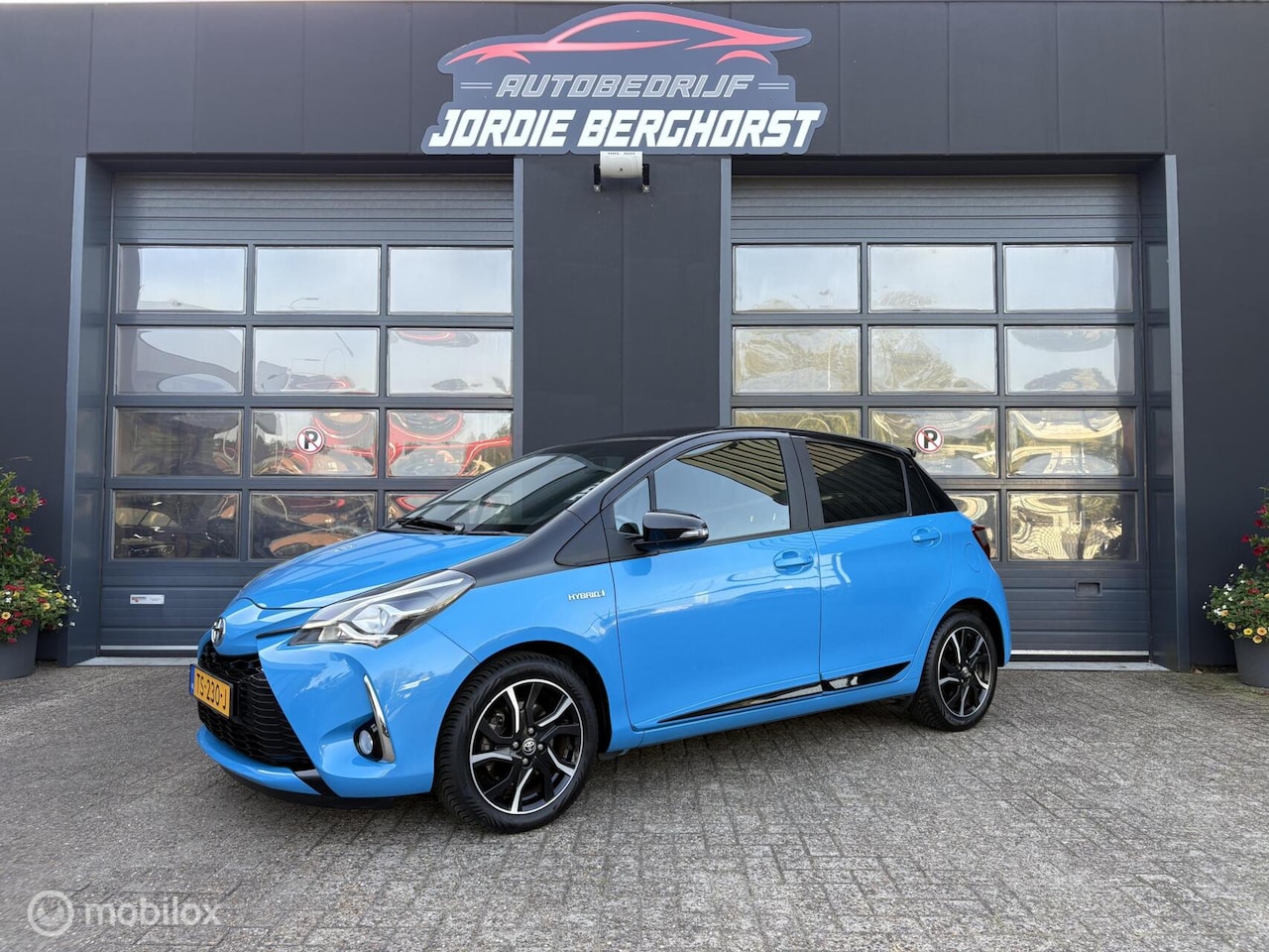 Toyota Yaris - 1.5 Hybrid Y20 Exlusive Edition SkyBlue - AutoWereld.nl