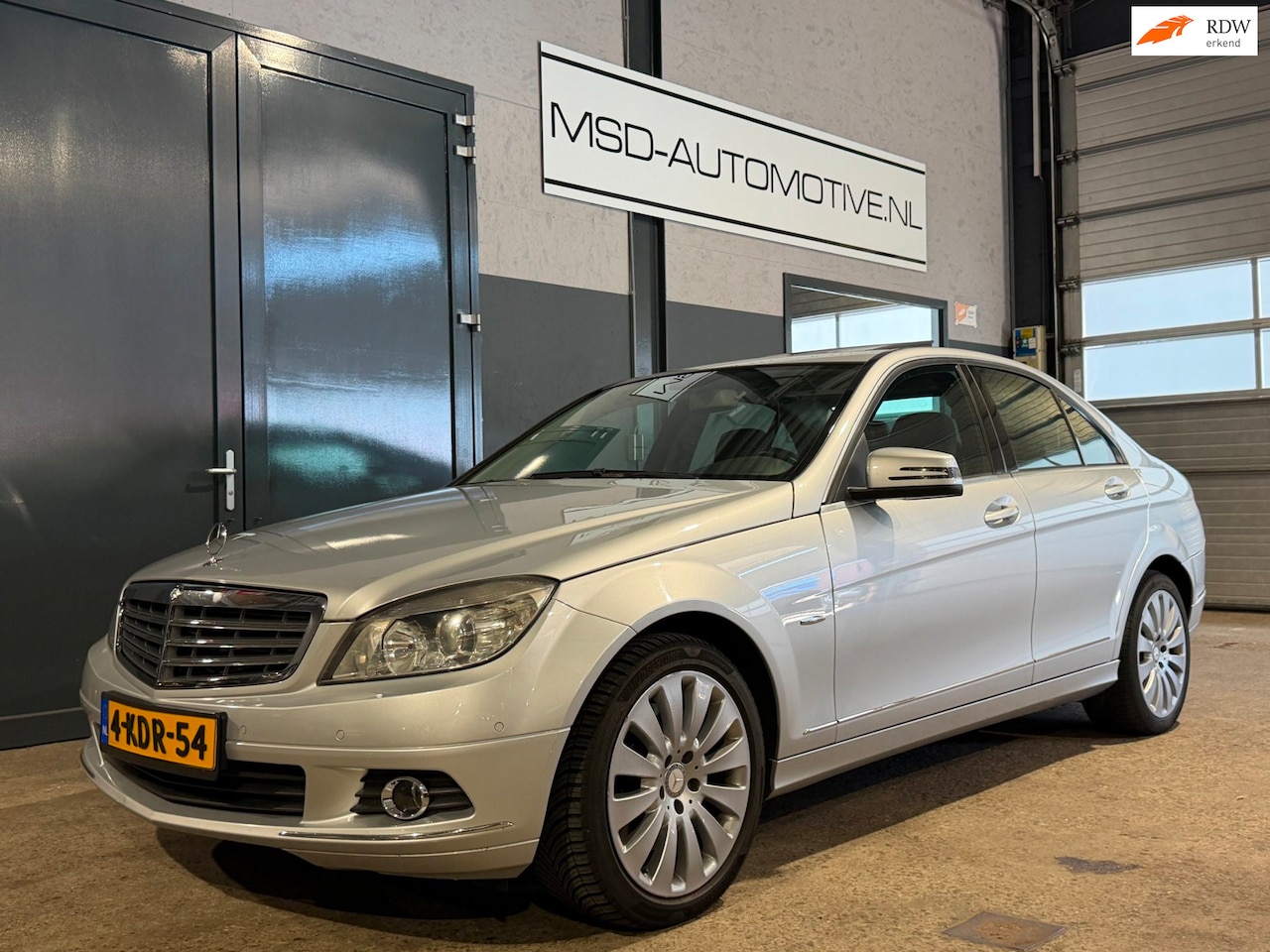 Mercedes-Benz C-klasse - 320 CDI Elegance APK VERLOPEN - AutoWereld.nl