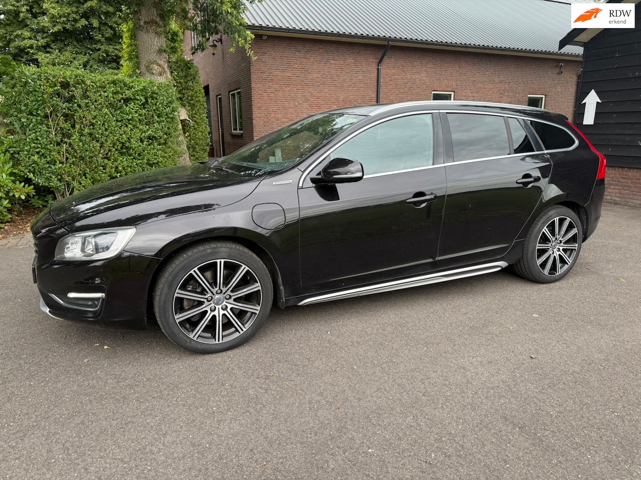 Volvo V60 - 2.4 D6 AWD Plug-In Hybrid Summum 2.4 D6 AWD Plug-In Hybrid Summum (airco werkt niet) - AutoWereld.nl