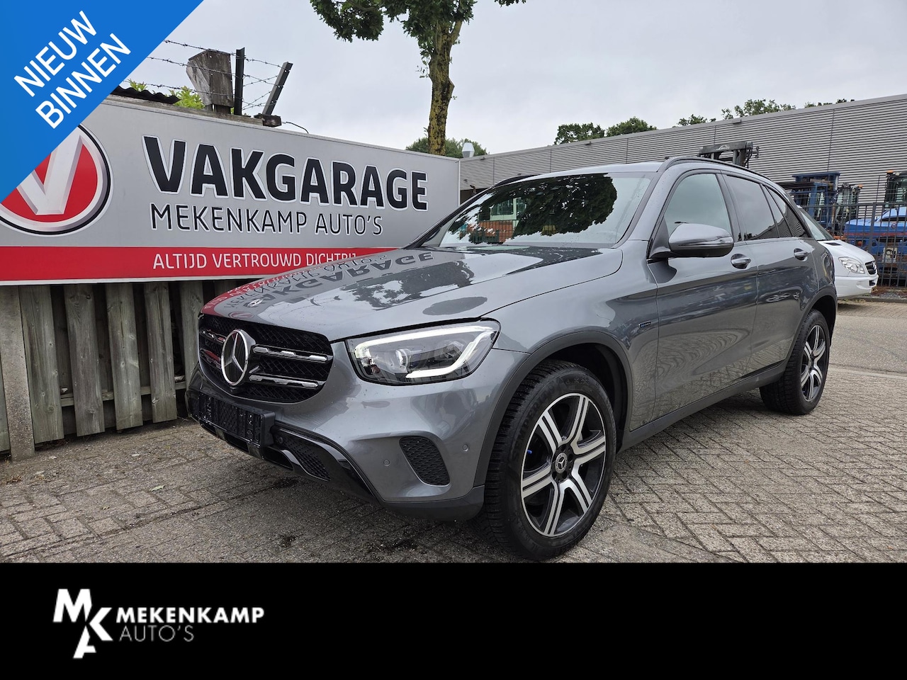 Mercedes-Benz GLC-klasse - 300e 4MATIC 19"/Leder + memory l+r/Matrix LED/Dodehoek/Adaptieve cruise/360 camera/Stoelve - AutoWereld.nl