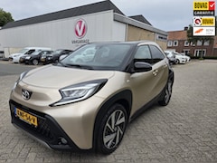 Toyota Aygo X - 1.0 VVT-i S-CVT Envy | LM-velgen 18" | Keyless entry en start | Stoelverwarming