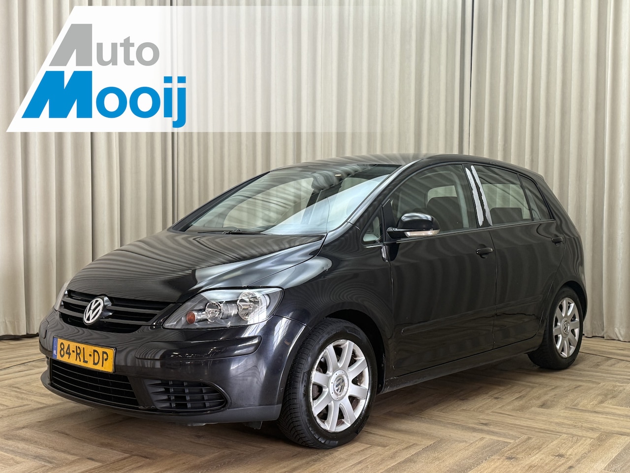 Volkswagen Golf Plus - 1.6 FSI Sportline 1.6 FSI Sportline Nieuwe APK - AutoWereld.nl