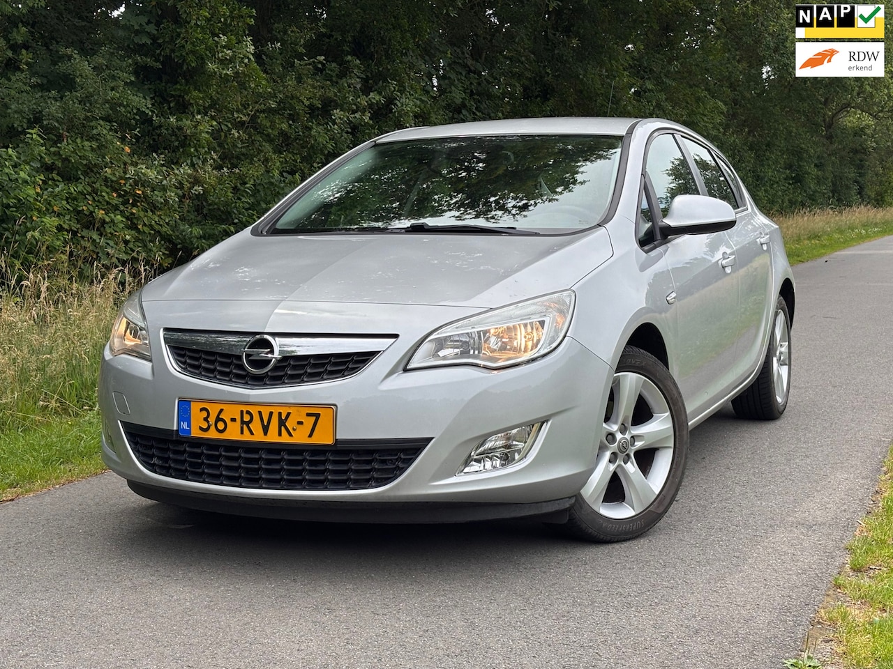 Opel Astra - 1.4 Turbo Edition | " 149.000 " KM + Cruise Nu € 3.450,- !!! - AutoWereld.nl