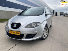 SEAT Altea - 1.6 Stylance NAP/CLIMA/CARPLAY/APK 1 JAAR