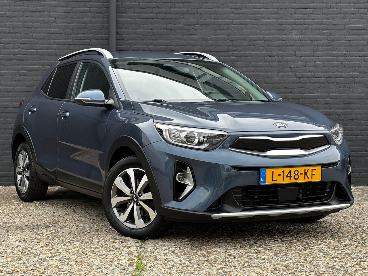Kia Stonic - 1.0 T-GDi MHEV DynamicPlusLine KEYLESS | CAMERA | PDC | NAVI | CRUISE - AutoWereld.nl