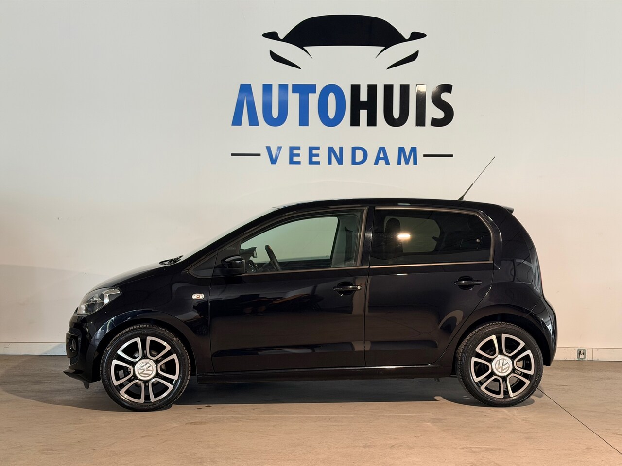 Volkswagen Up! - 1.0 high up! BlueMotion 1.0 high up! BlueMotion - AutoWereld.nl
