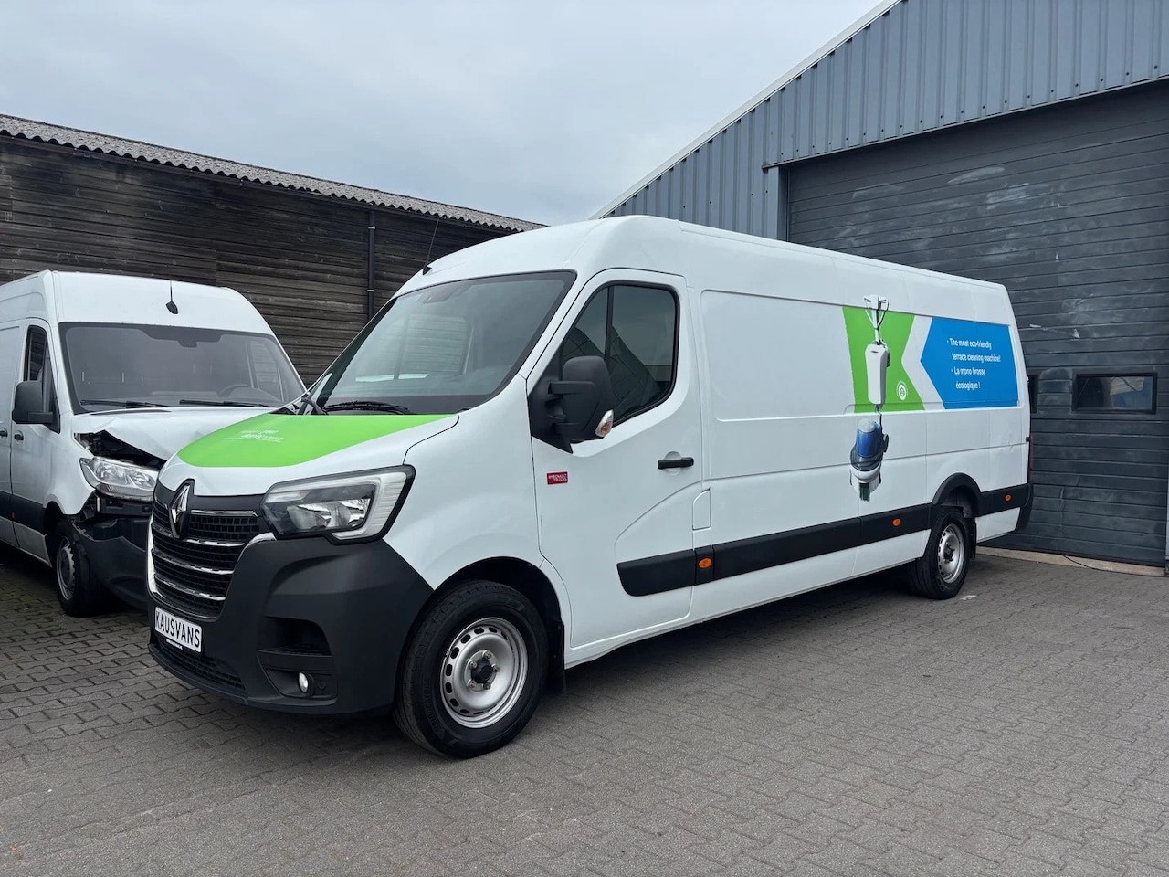 Renault Master - 2.3 dCi L4 H2 Airco Cruisecontrol Navigatie - AutoWereld.nl