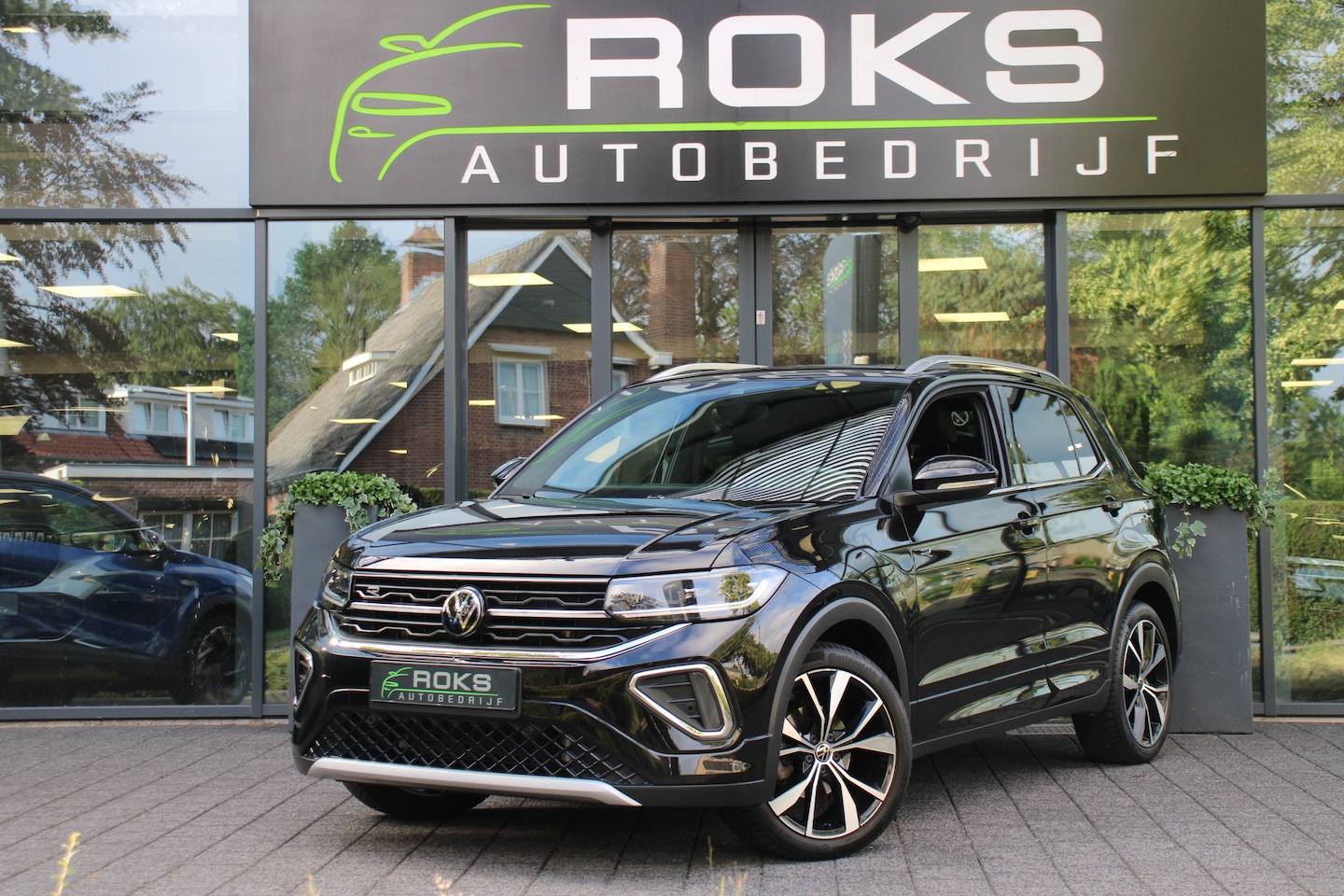 Volkswagen T-Cross - 1.0 TSI R-Line Edition Navi/Camera/Keyless/Virtual/Sfeerverlichting/Led/Matrix/H-leder/18I - AutoWereld.nl