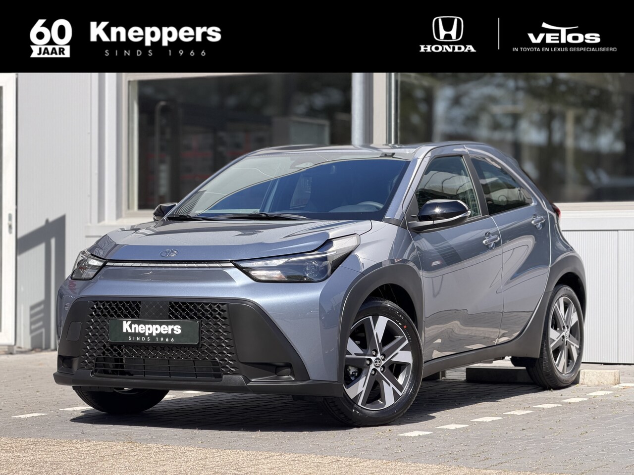Toyota Aygo X - Hybrid 115 Play + Go Pack Lichtmetalen velgen, Voorstoelen verwarmd, Cruise control, Clima - AutoWereld.nl
