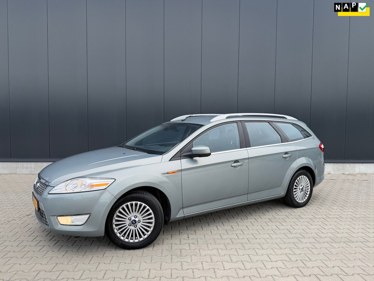 Ford Mondeo Wagon - 2.0-16V Titanium NAP, origineel nederlands - AutoWereld.nl