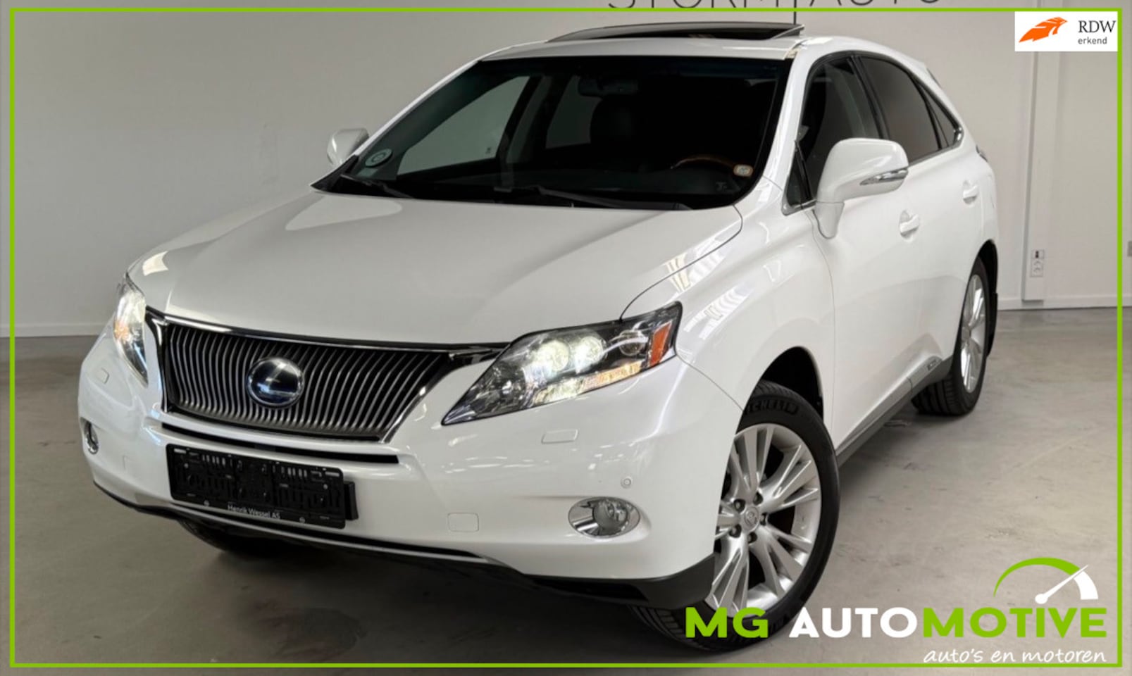 Lexus RX 450h - 4WD President | HUD Mark Levinson | Schuifdak | Trekhaak - AutoWereld.nl