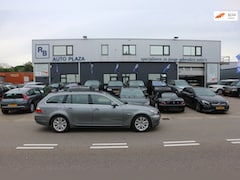 BMW 5-serie Touring - 520d PANO / HEAD UP / LEER / NAVI / FACELIFT