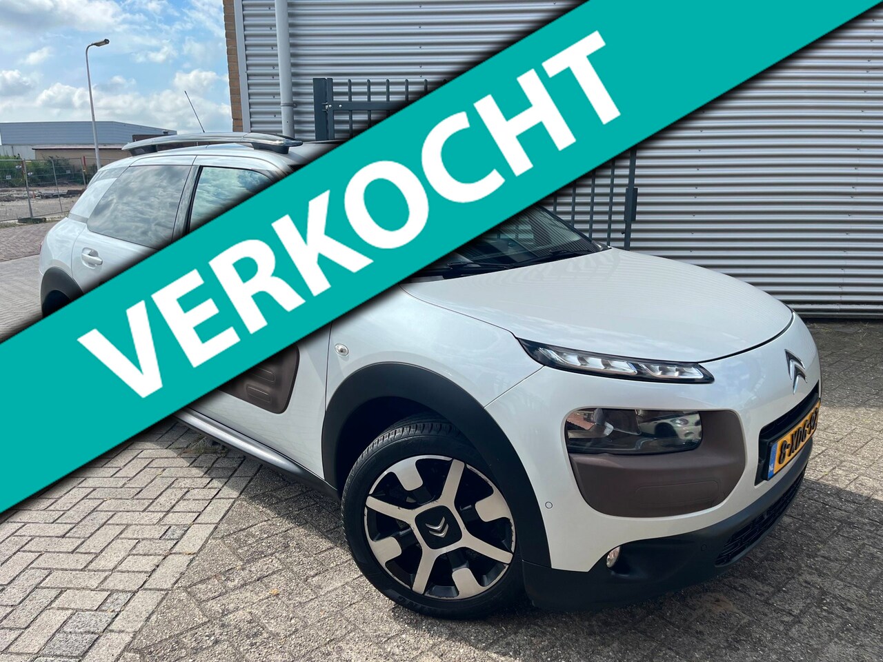 Citroën C4 Cactus - 1.2 e-VTi Shine|Automaat|Navi|Camera|Cruise|Trekhaak| - AutoWereld.nl