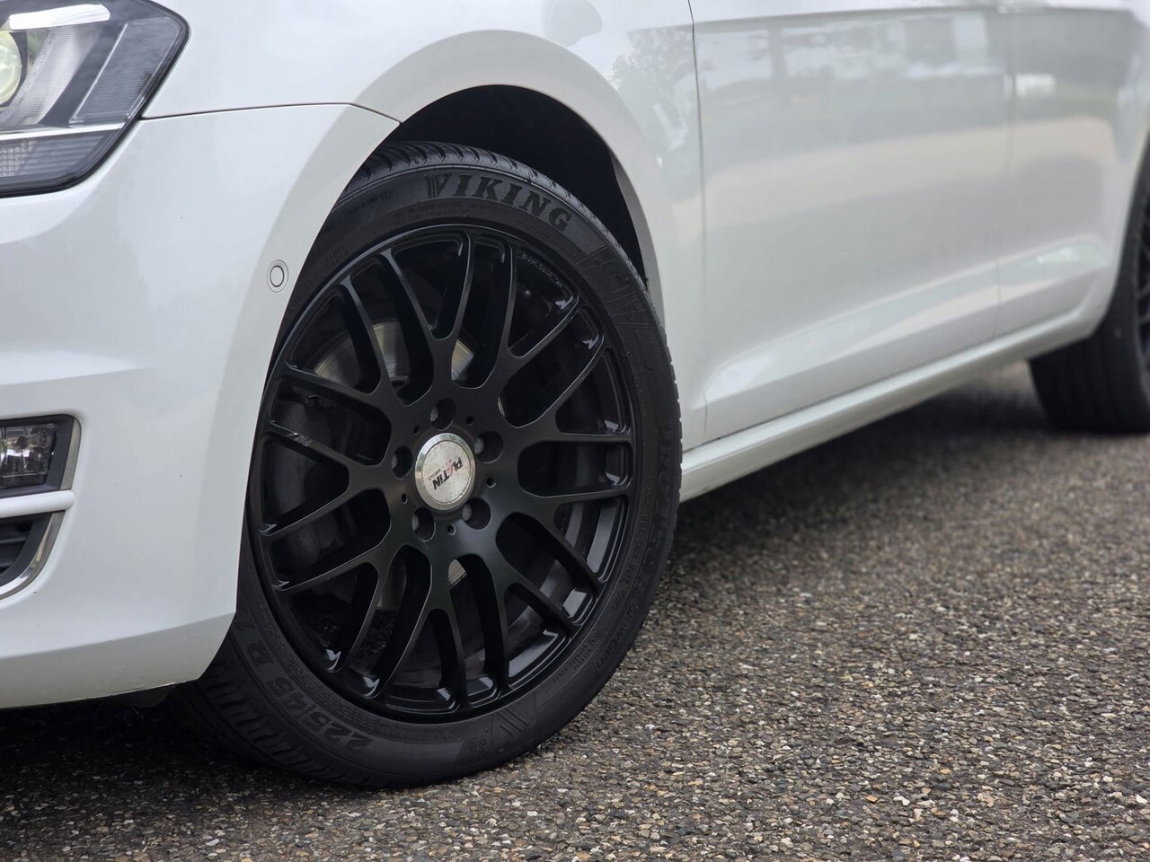 Volkswagen Golf - 1.4 TSI Highline |PANO|CAMERA|LEDER - AutoWereld.nl