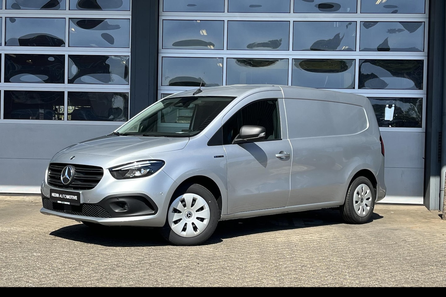Mercedes-Benz eCitan - L2 51 kW Pro | Licht Pakket | Zitcomfort Pakket | Designpakket Interieur | Navigatie Plus - AutoWereld.nl