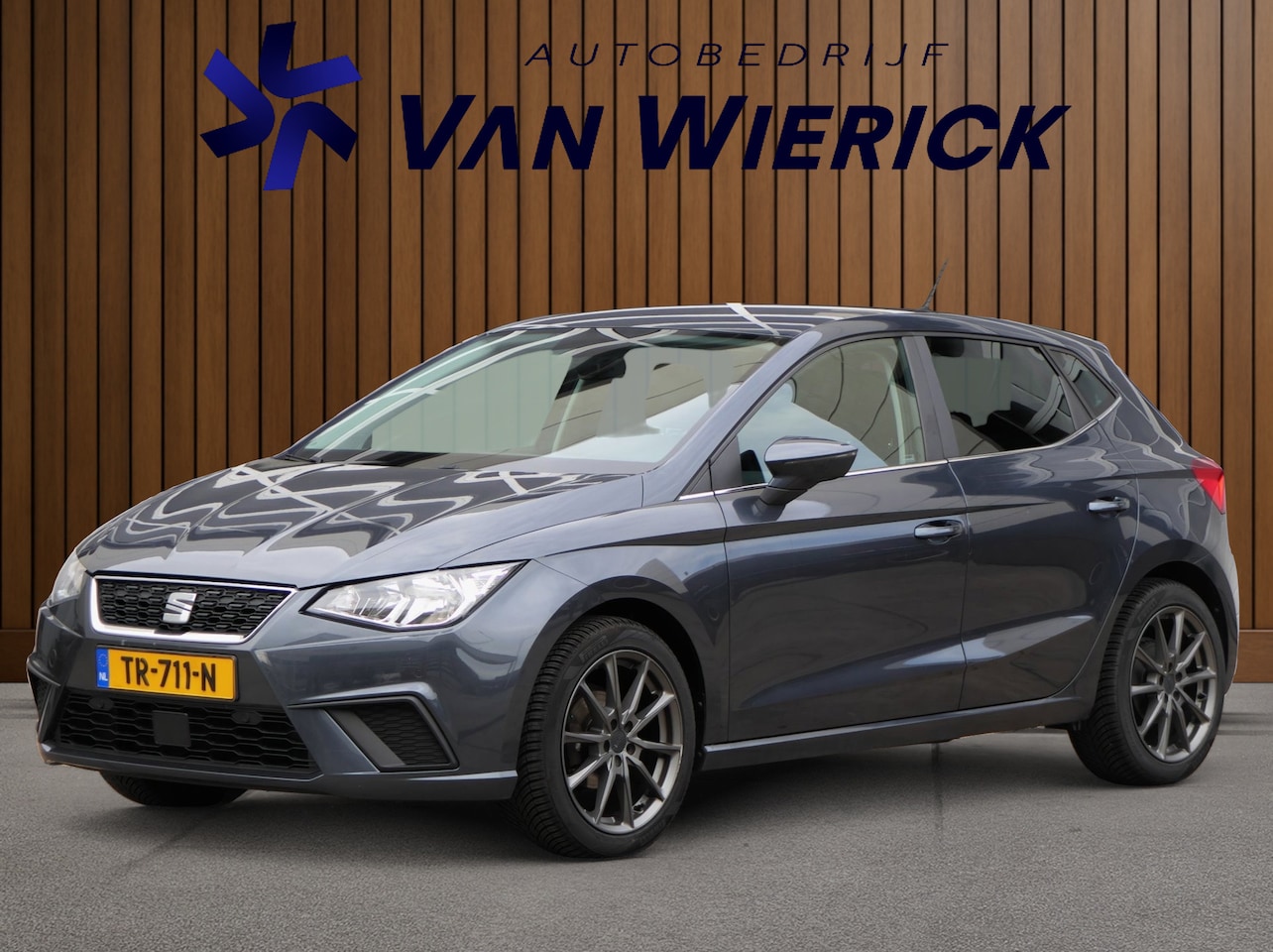 SEAT Ibiza - 1.0 TSI Style Business Intense | Camera | Keyless entry | Adaptive Cruise | Carplay | Trek - AutoWereld.nl