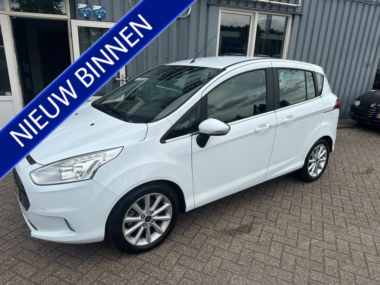 Ford B-Max - 1.0 EcoBoost Titanium 1.0 EcoBoost Titanium - AutoWereld.nl
